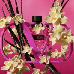 Born in Roma Extradose Donna