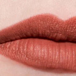 ROUGE ALLURE VELVET